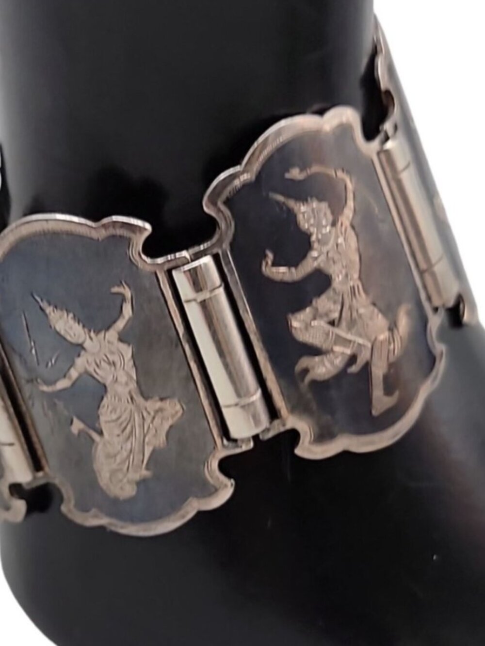 Siam Sterling Silver Bracelet 925 Niello Hindu Goddess Enamel Hinged Panel SZ 7 - Picture 2 of 16